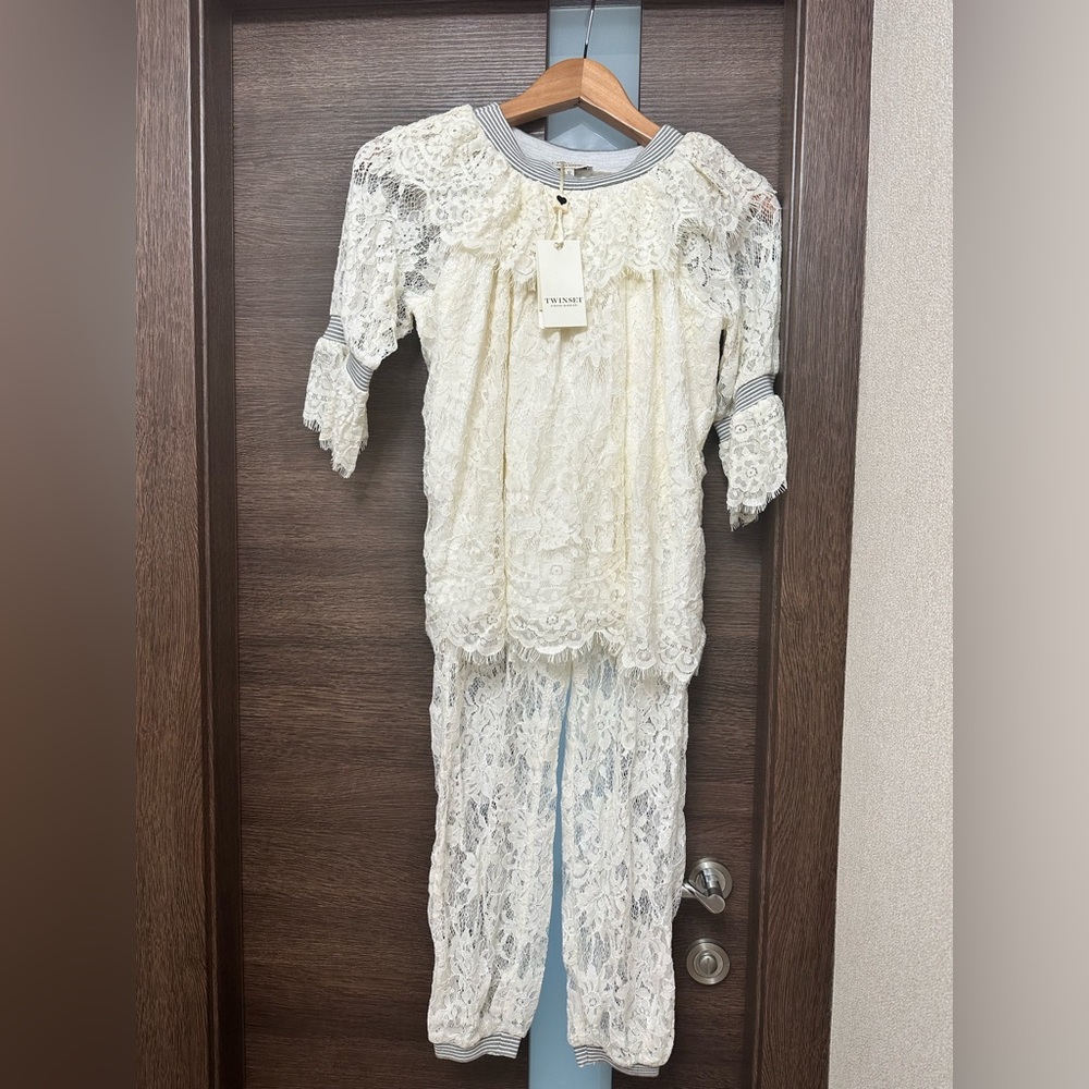 NWT TWINSET Simona Barbieri Cream Lace Royal Two-Piece Set Size: 12Y
